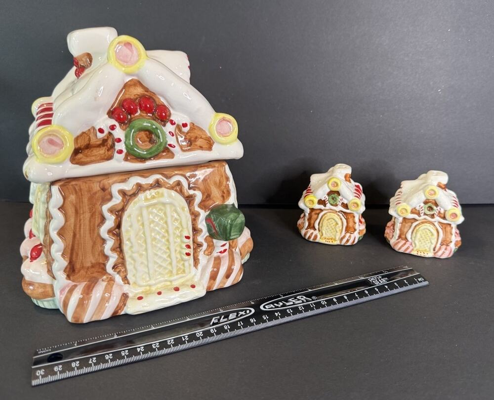 Vintage Gingerbread House Cookie Jar + Salt Pepper Shakers Christmas Ceramic Set